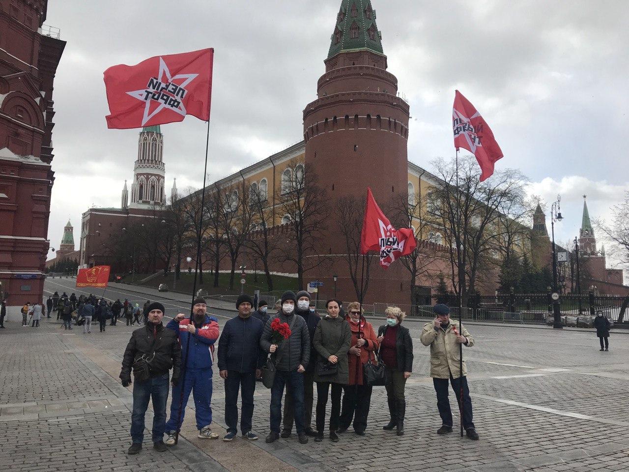 Фото ленина на красной площади в москве