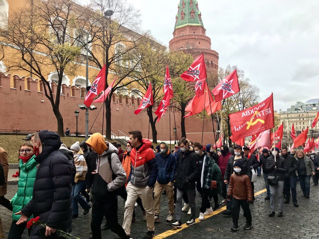 Что творится в москве покажи