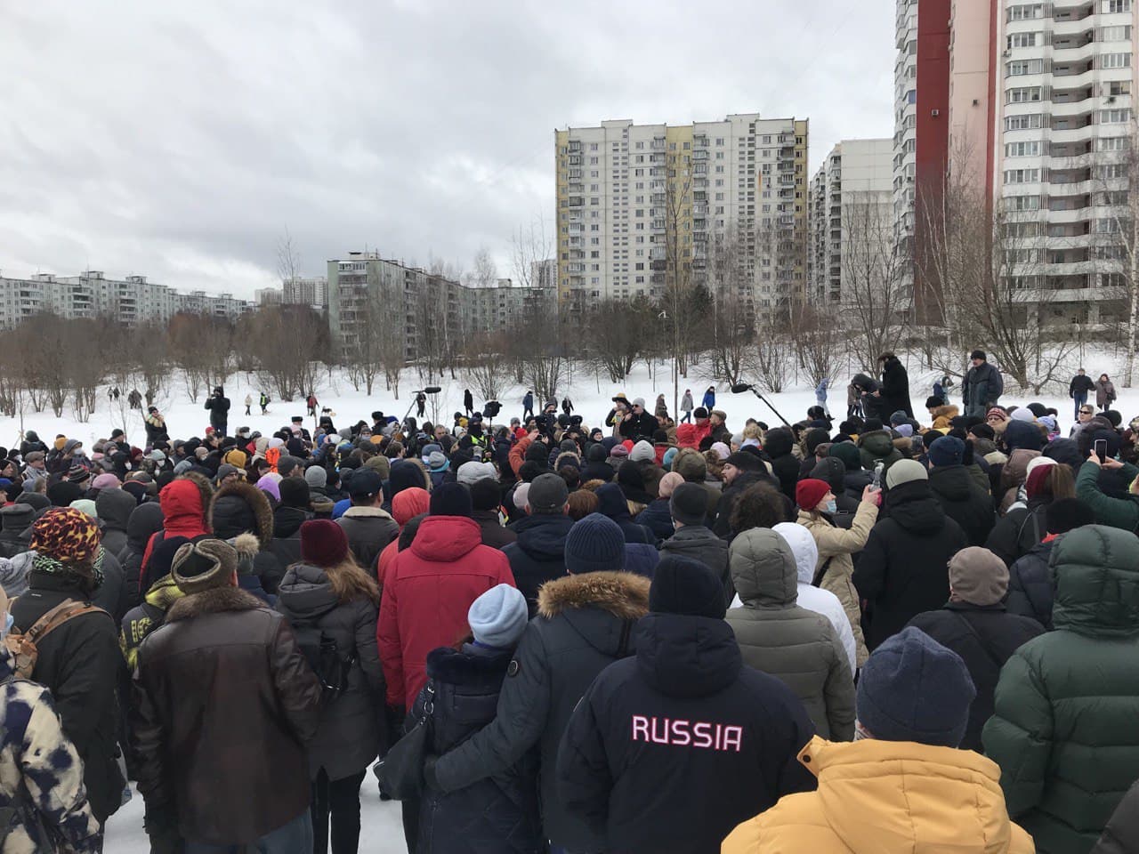 Погода в ясенево сегодня по часам. Благоустройство Битцевского парка 2022 Ясенево. Защита Битцевского леса. Ясенево криминал. Ясенево новости.