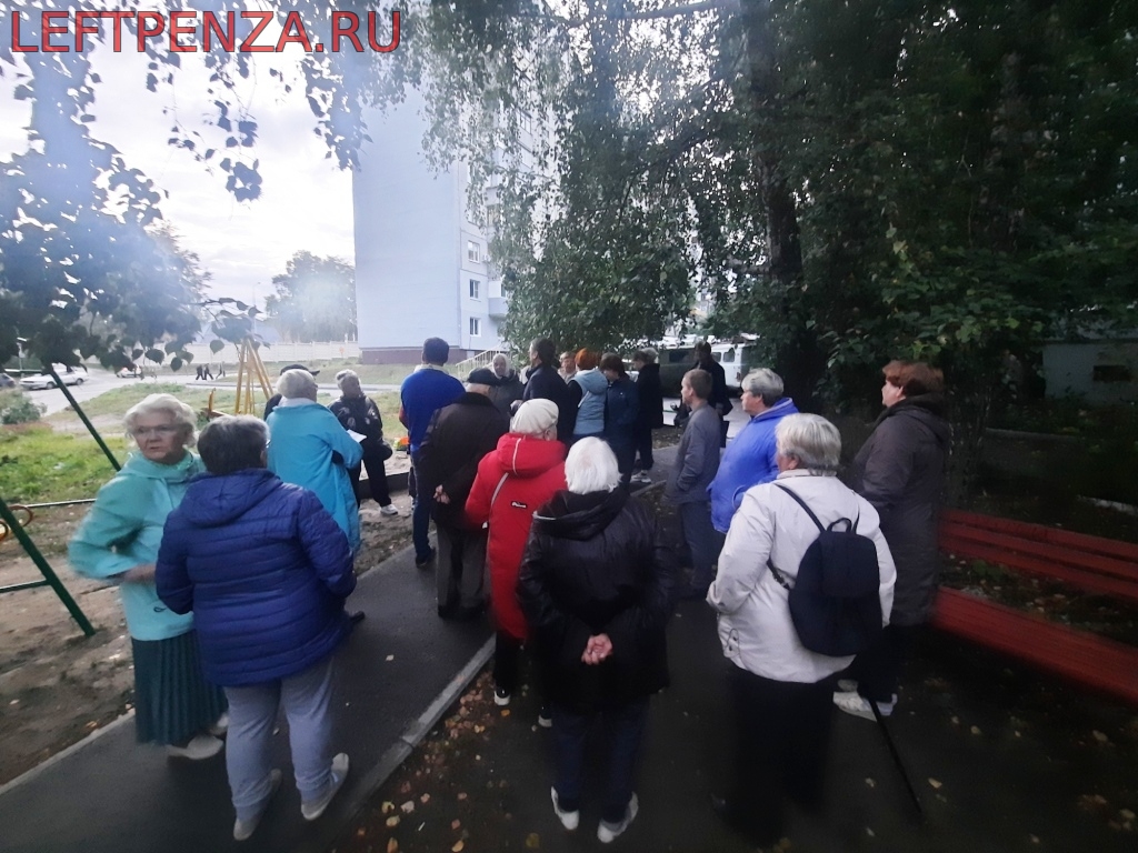 Жители Пензы из Военного городка, возмущённые транспортными проблемами,  вышли на народный сход — Левый Фронт